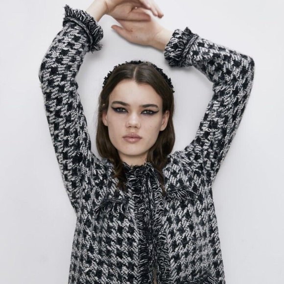 🌟 Authentic ZARA Tweed Coat - Bought in France! 🌟 - Picture 1 of 7